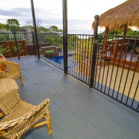 Moorings - Beach House With Pool In Beautiful 1770 Villa Seventeen Seventy Exterior photo